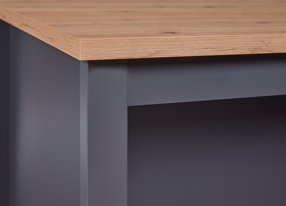 Barový pult silpa - šedá/dub artisan.

 

Barový pult je ideálnou voľbou do menších priestorov, kde nie je miesta nazvyš.

 

Rozmery barového pultu Silpa sú 124x91,5x75cm (š, v, h).

 

Všetky produkty z kolekcie Silpa nájdete nižšie v súvisiacich produktoch.