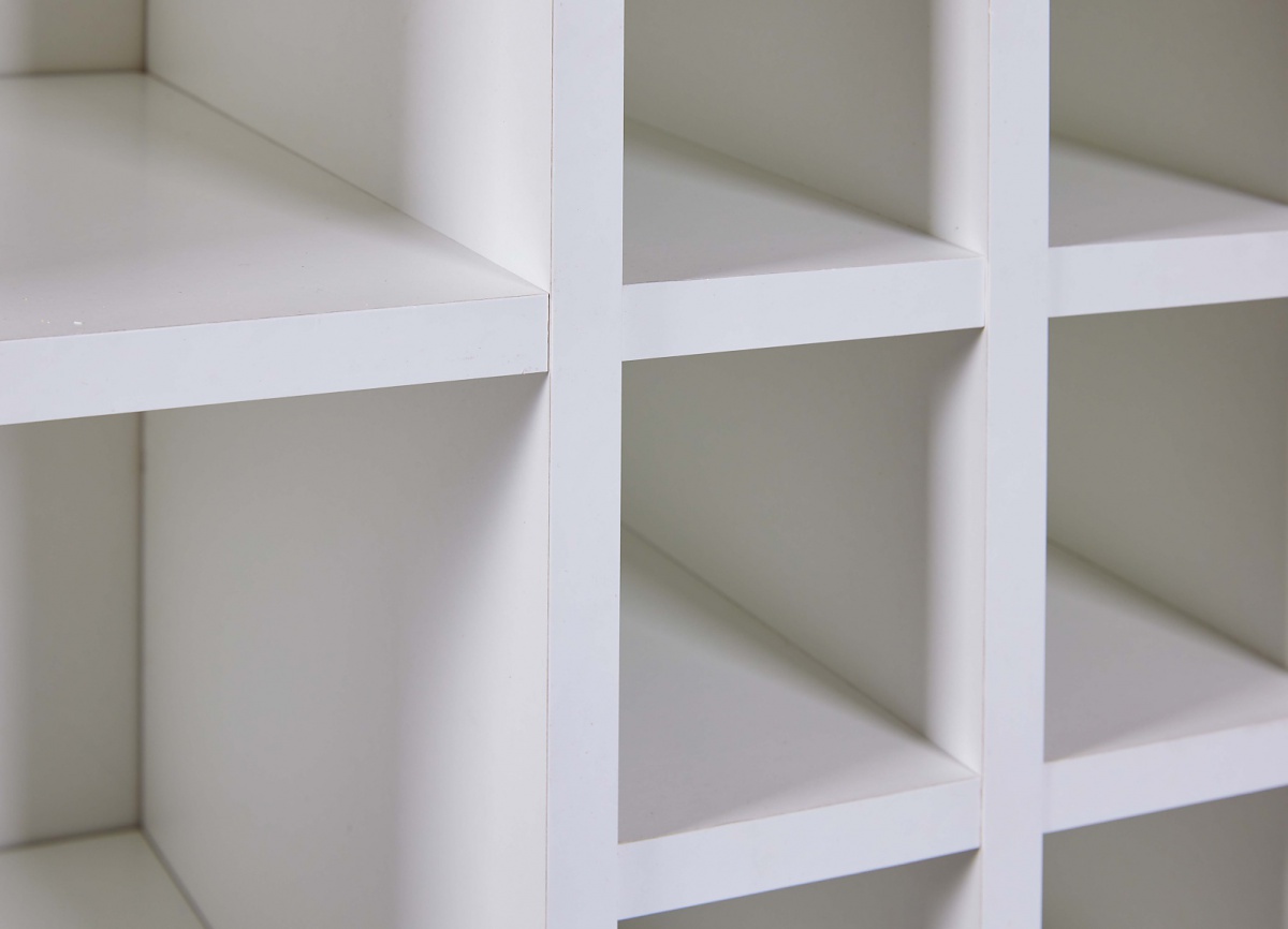 Vinotéka silpa - biela/dub artisan.

 

Neustále dostávate od priateľov a známych fľaše s alkoholom a neviete, kam s nimi?

 

Rozmery vinotéky Silpa sú 77x124x33cm (š, v, h).

 

Všetky produkty z kolekcie Silpa nájdete nižšie v súvisiacich produktoch.