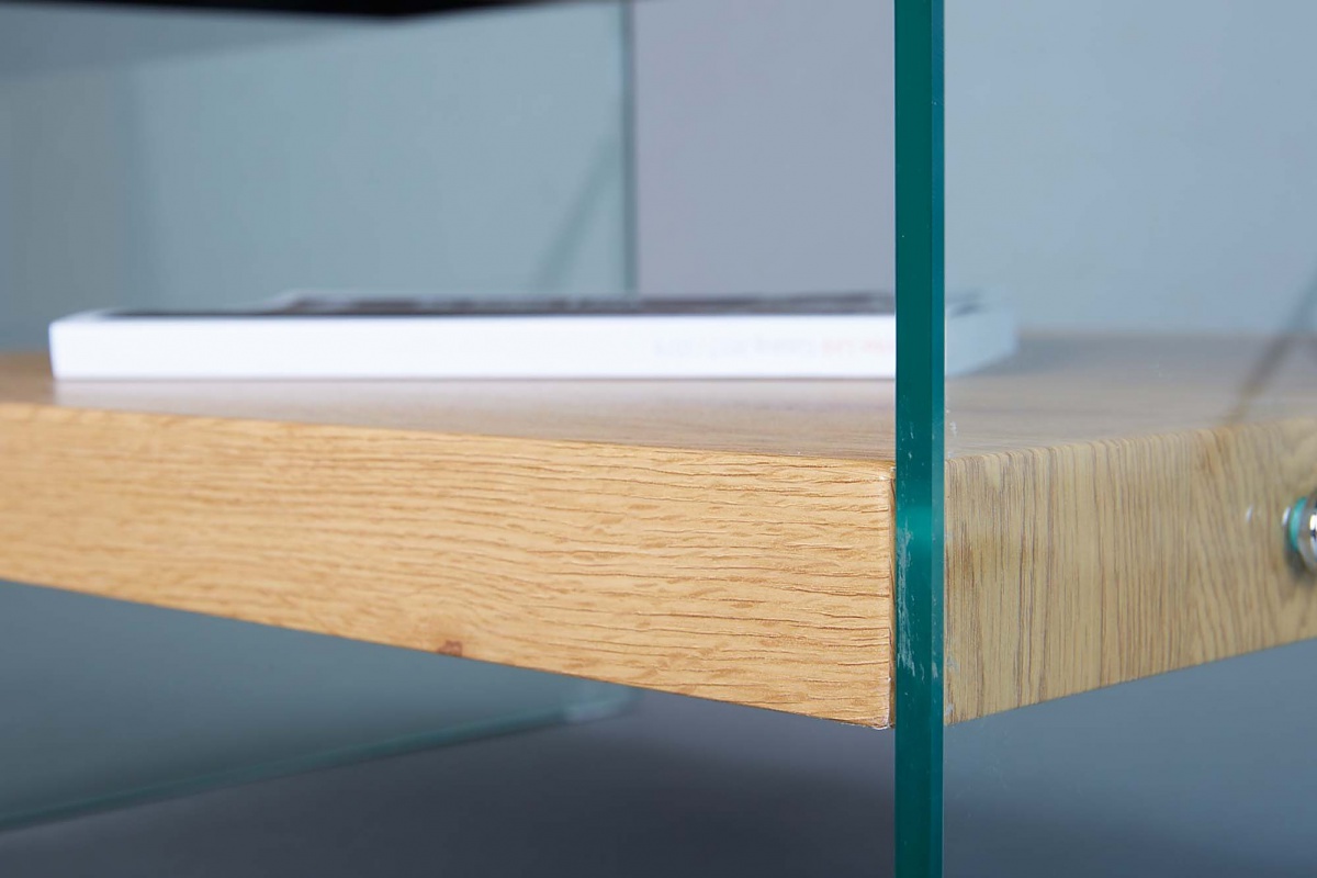 Konferenčný stolík future - dub.

 

Rozmery konferenčného stolíka Future sú 110x45x60cm (š, v, h).

 

Ďalšie konferenčné stolíky od rovnakého výrobcu nájdete nižšie v súvisiacich produktoch.