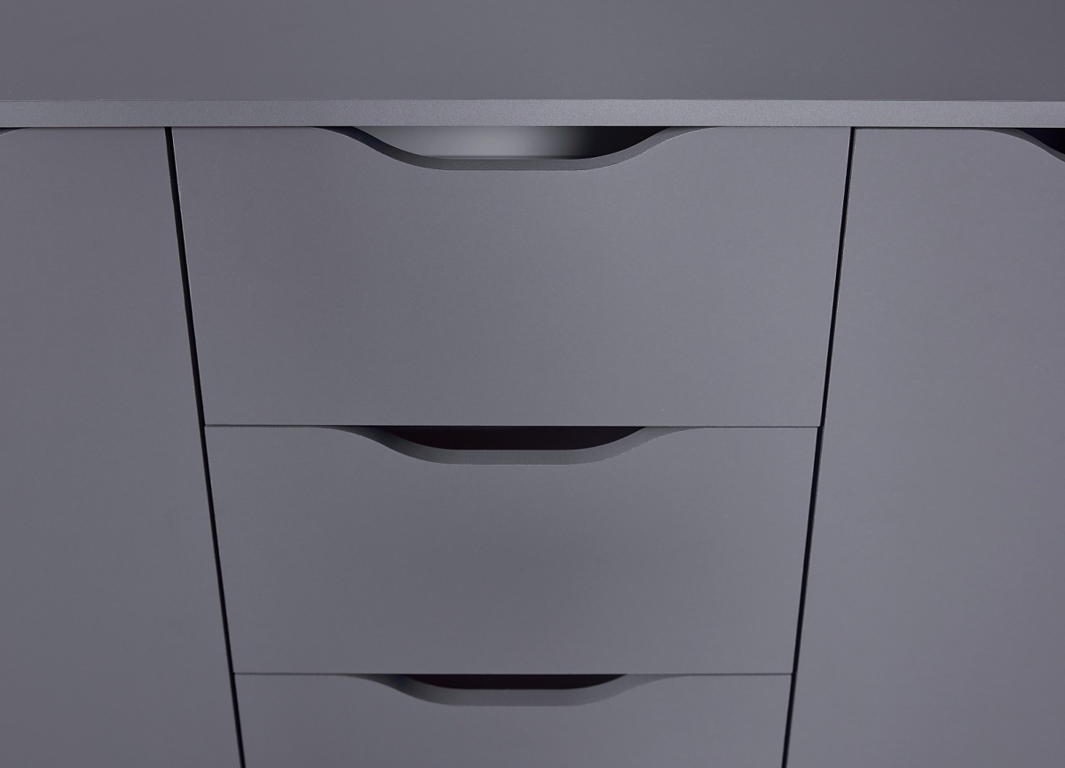 Kombinovaná komoda petrus - šedá.

 

Kúpa komody je vždy dobrým nápadom.

 

Rozmery kombinovanej komody Petrus sú 122x92x40cm (š, v, h).

 

Všetky produkty z kolekcie Petrus nájdete nižšie v súvisiacich produktoch.