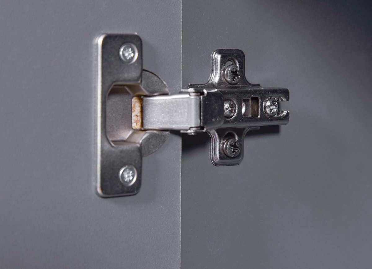 Kombinovaná komoda petrus - šedá.

 

Kúpa komody je vždy dobrým nápadom.

 

Rozmery kombinovanej komody Petrus sú 122x92x40cm (š, v, h).

 

Všetky produkty z kolekcie Petrus nájdete nižšie v súvisiacich produktoch.