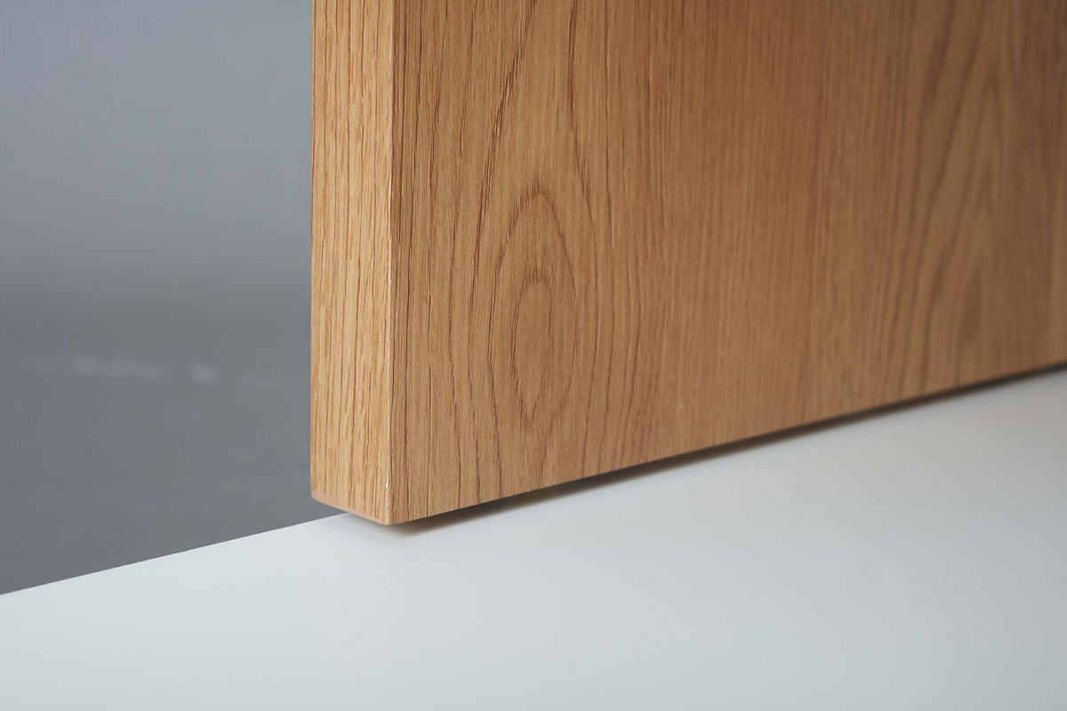 Konferenčný stolík na kolieskach tybalt - biela/dub.

 

Rozmery konferenčného stolíka na kolieskach Tybalt sú 110x45x66cm (š, v, h).

 

Ďalšie konferenčné stolíky od rovnakého výrobcu nájdete nižšie v súvisiacich produktoch.