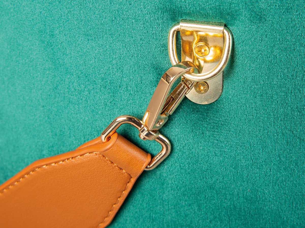 Puf s úložným priestorom morgana - zelená.

 

Rozmery pufu s úložným priestorom Morgana sú 35x45x35cm (š, v, h).

 

Všetky produkty z kolekcie Morgana a ďalšie pufy od rovnakého výrobcu nájdete nižšie v súvisiacich produktoch.