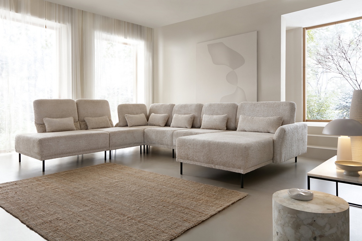 Levý polohovací otoman adapto - výběr potahu - ľahké čistenie.

Z jednotlivých dielov si jednoducho zostavíte sedaciu súpravu podľa Vašich predstáv.

 

Výška sedu je 46cm, hĺbka sedu 65-90cm a výška opierky 50-65cm.

Kostra jednotlivých dielov je vyrobená z masívneho dreva a pohodlnosť zaisťuje vysoko kvalitná HR pena.

Diely sú umiestnené na kovových nožičkách, takže upratovanie pod ním rozhodne nie je problém.

Súčasťou každého dielu (okrem taburetov) je aj oporný bedrový vankúšik, plnený silikónovými guličkami.

 

JEDNÁ SA O DIEL NA ZOSTAVENIE SEDACIE SÚPRAVY!
Na bokoch majú jednotlivé diely kovové úchyty, na pripojenie k ďalšiemu dielu.

 

Poťah si môžete vybrať hneď v niekoľkých farebných variantoch.

Všetky diely sú potiahnuté rovnakou látkou aj zo zadnej strany tak je možné zostavenú sedačku bez problémov umiestniť do priestoru.

 

Rozmery ľavého polohovacieho otomanu Adapto sú 103x90-100x103-125cm (š, v, h).

 

Pozn.


Z dôvodu výroby na zákazku sme nútení požadovať od zákazníka zálohu vo výške 10% z konečnej ceny výrobku.