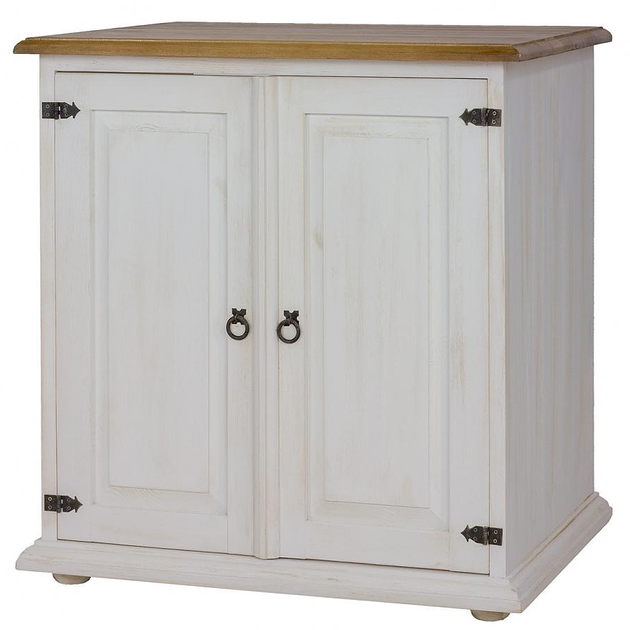 Skrinka z masívneho dreva com 20 - k01 svetlá borovica.

 

Sedliacky nábytok z masívu ponúkame v niekoľkých odtieňoch morenia, od svetlo bielej až po temne čiernu.

 

Aj tento sedliacky nábytok je ručne vyrábaný a pri jeho výrobe je kladený veľký dôraz na detaily spracovania.

 

Z dôvodu výroby sedliackeho nábytku na zákazku, sme nútení požadovať od zákazníka zálohu v minimálnej výške 20 - 40 € podľa hodnoty nábytku.