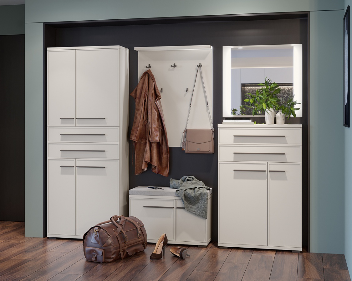 Predsieňová zostava iv baptiste - béžová.

 

Vešiakový panel je čím ďalej obľúbenejším prvkom domácností.

 

Veľký botník ponúkne dostatok úložného priestoru na Vašu všetku obuv.

 

Vďaka svojej tvárnosti poslúži ako bežná predsieňová komoda na drobnosti vo forme čiapok, rukavíc a drobných zvrškov.

 

Premýšľate, ako vybaviť predsieň, aby bola plne funkčná, praktická, ale zároveň išla s dobou a Vy sa tak mohli chváliť nadčasovým interiérom?

 

Nástenné zrkadlo štvorcového tvaru môžete podľa ľubovôle zavesiť na akékoľvek miesto v predsieni.

 

Predsieňová zostava IV sa skladá z týchto prvkov:


	Botníková komoda II Baptiste - 76x117x36cm (š, v, h)
	Veľký botník s polstrovaním Baptiste - 76x53x36cm (š, v, h)
	Široký vešiakový panel Baptiste - 76x100x17cm (š, v, h)
	Predsieňová policová skriňa Baptiste - 76x194x36cm (š, v, h)
	Predsieňové zrkadlo s LED osvetlením Baptiste - 76x70x3cm (š, v, h)


 

Všetky produkty z kolekcie Baptiste nájdete nižšie v súvisiacich produktoch.