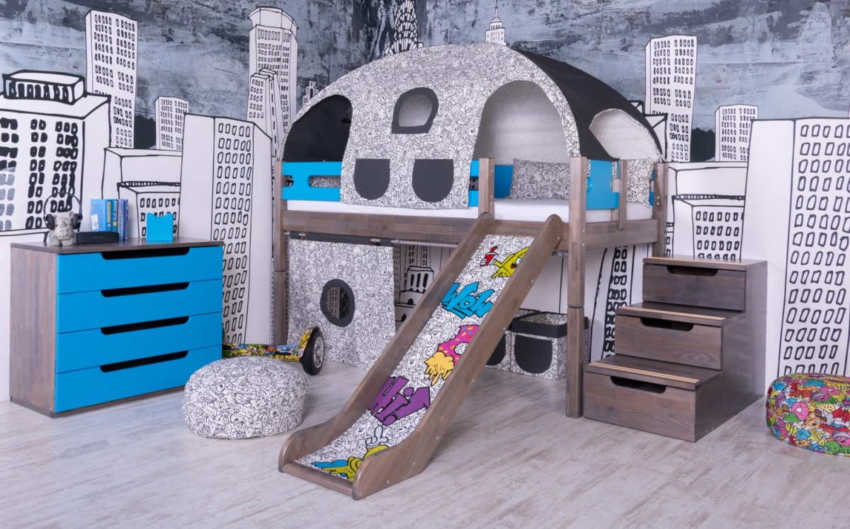 Domček stan domino pre zábranu ab - d234 - výber motívu.

Stan je vhodný pre postele so zábranou typu A alebo B, čo znamená, že majú schodíky na ľavej alebo pravej strane, prípadne pre postele so schodíkmi a šmykľavkou po stranách.

 

Deti majú tendenciu sa schovávať a mať taký malý priestor len pre seba, tak prečo im to nedopriať v podobe tohto stanu.

 

 