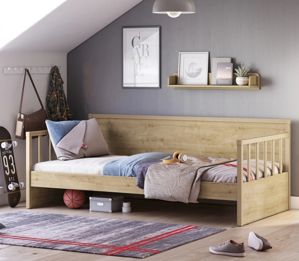 Posteľ s odnímateľnou zábranou cody - dub.

Vnútorné rozmery 100x200 cm sú ideálne pre deti od narodenia až po ich dospievanie (0–14 rokov)!

 

Matrac nie je súčasťou.

Posteľ je dodávaná s roštom.

Spodná prístelka zobrazená na fotografiách nie je súčasťou produktu.

 

 

Rozmery postele s odnímateľnou zábranou Pure Modular sú 207x80x107cm (š, v, h).

 

 

Všetky produkty z kolekcie Pure Modular a vhodné matrace nájdete nižšie v súvisiacich produktoch.