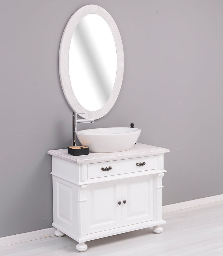 Kúpeľňová skrinka na umývadlo hetie 716 - bielá, borovica.

Kúpeľňová skrinka je opatrená farebným lakom v odtieni P004 a P080 (hlboko kefované), ktorý je aplikovaný dvakrát na zaistenie dlhodobej odolnosti a krásneho vzhľadu.


Praktickosť skrinky je zaistená dvoma dvierkami a jednou zásuvkou, ktoré poskytujú dostatok úložného priestoru pre všetky vaše kúpeľňové potreby.


Ďalšou výhodou tejto skrinky je, že je dodávaná v zmontovanom stave, čo znamená, že sa nemusíte trápiť s montážou a môžete ju ihneď začať používať.

Umývadlo, batéria či kovový výpust nie sú súčasťou a je potrebné ich zakúpiť samostatne.

 

 

Rozmery Kúpeľňové skrinky Hetie 716 sú 90x74x51cm (š, v, h).

 

 

Všetok nábytok patriaci do kolekcie Hetie nájdete nižšie v súvisiacich produktoch.

 

 

 

Farba na fotografii sa môže ľahko líšiť oproti reálnemu výrobku.
________________________________________
Z dôvodu výroby sedliackeho nábytku na zákazku, sme nútení požadovať od zákazníka zálohu v minimálnej výške 30% z ceny nábytku.