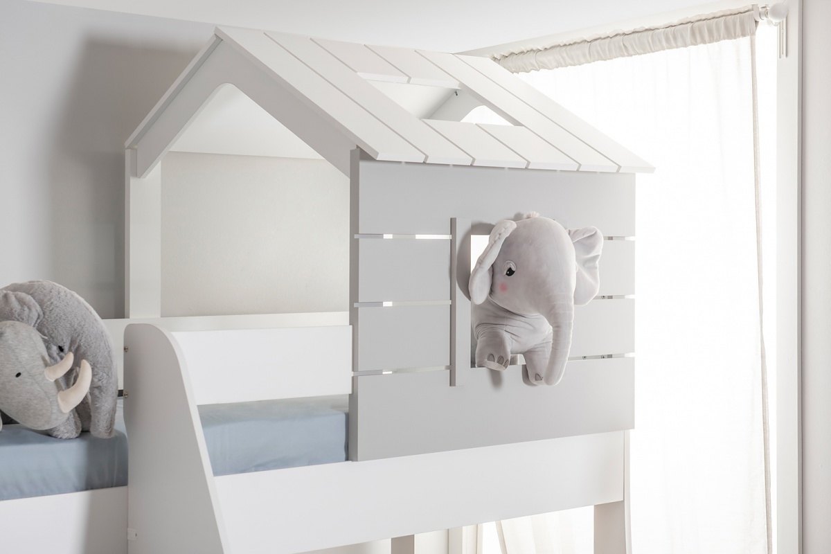 Poschodová posteľ so schodíkmi boom (pravá) - biela, šedá.

 

Poschodová posteľ Boom sa stane rajom pre dve deti v izbe a dokonale vyrieši starosti s obstaraním postelí.

 

Rozmery poschodovej postele so schodíkmi Boom sú 149x229,1x206,5cm (š, v, h).

 

Všetky produkty z kolekcie Boom a vhodné matrace nájdete nižšie v súvisiacom tovare.