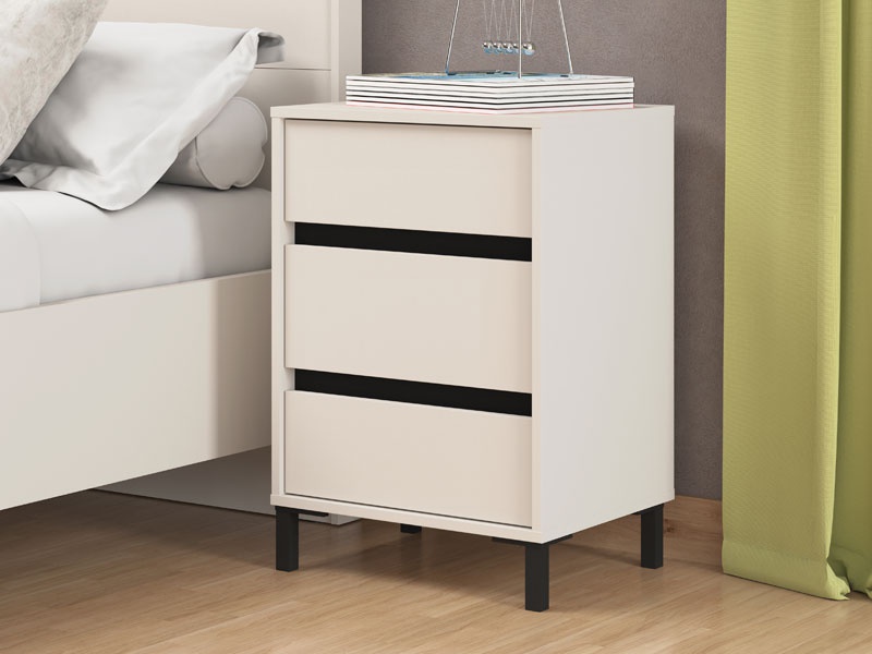 Vysoký nočný stolík marianne - béžová.

Kombinácia dekoru kašmír a béžovej farby dodáva stolíku jemný a elegantný vzhľad, ktorý sa ľahko integruje do akéhokoľvek interiéru.

Praktický aspekt tohto nočného stolíka je zaistený troma priestrannými zásuvkami, ktoré ponúkajú dostatok úložného priestoru pre všetky vaše nočné potreby.

 

Okrem svojej estetickej a praktickej hodnoty je tento nočný stolík aj vysoko kvalitným produktom, ktorý bol vyrobený s dôrazom na detail a dlhú životnosť. ABS hrany tiež prispievajú k celkovej bezpečnosti stolíka, čo je obzvlášť dôležité v domácnostiach s malými deťmi Použité materiály sú starostlivo vybrané tak, aby zabezpečili odolnosť voči každodennému opotrebovaniu, a konštrukcia stolíka je navrhnutá tak, aby poskytovala stabilitu a pevnosť.

 

 

Rozmery vysokého nočného stolíka Marianne sú 48x71x40cm (š, v, h).

 

 

Nočný stolík Marianne v inom farebnom prevedení nájdete nižšie v súvisiacich produktoch