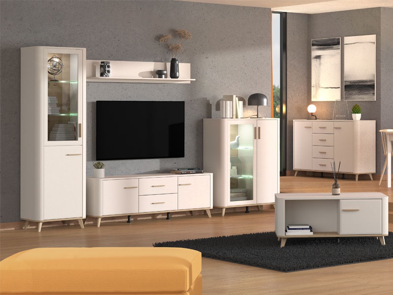 Obývacia izba devon - kašmír, dub.

 

Vysoká vitrína je ideálna na vystavenie dekorácií či kníh, a to vďaka kombinácii presklenej a uzavretej časti.

 

Nízka vitrína, podobne ako jej vyššia verzia, ponúka praktické úložné priestory a elegantný design.

 

TV stolík 154 je navrhnutý pre moderné obývacie izby, kde je nielen praktický, ale aj estetický.

 

Komoda 154 je skvelým úložným riešením pre vašu obývaciu izbu.

 

Konferenčný stolík je neoddeliteľnou súčasťou každej obývačky.

 

Nástenná polica je skvelým doplnkom na vystavenie kníh, dekorácií alebo fotografií.

 

 

Rozmery:


	vysoké vitríny Devon sú 193 x 58 x 40 cm (š, v, h).
	nízke vitríny Devon sú 90x116,5x40cm (š, v, h).
	tv stolíka 154 Devon sú 179,5x52,5x40cm (š, v, h).
	komody Devon sú 154x90,5x40cm (š, v, h).
	konferenčného stolíka Devon sú 101x46x54,5 cm (š, v, h).
	nástenné police Devon sú 137,5x24x21cm (š, v, h).


 

 


Všetky produkty z kolekcie Devon nájdete nižšie v súvisiacom tovare.