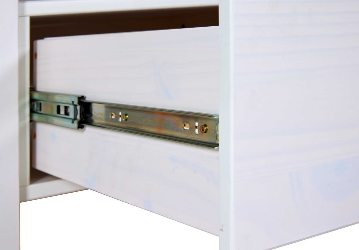 Konferenčný stolík z masívu malcolm - biela/dub.

 

Masívne drevo prirodzene zlepšuje vnútornú klímu a ľahko sa udržuje: utrite vlhkou handričkou (prípadne s jemným čistiacim prostriedkom), potom dosucha vytrite.