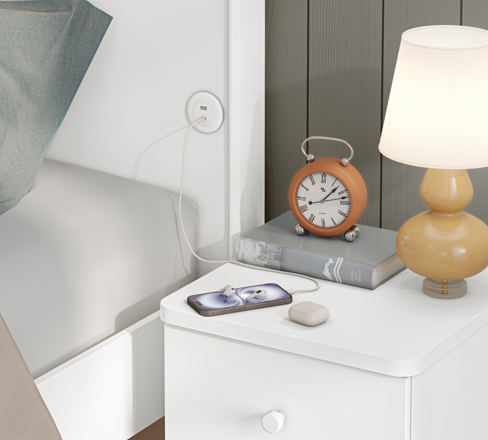 Študentská posteľ 120x200cm s prístelkou vendella - biela.

 

Súčasťou postele je aj multifunkčný výsuvný diel, ktorý môže slúžiť ako priestranný úložný priestor alebo ako prístelka pre návštevy.

 

Všetok nábytok patriaci do kolekcie Vendella nájdete nižšie v súvisiacich produktoch.